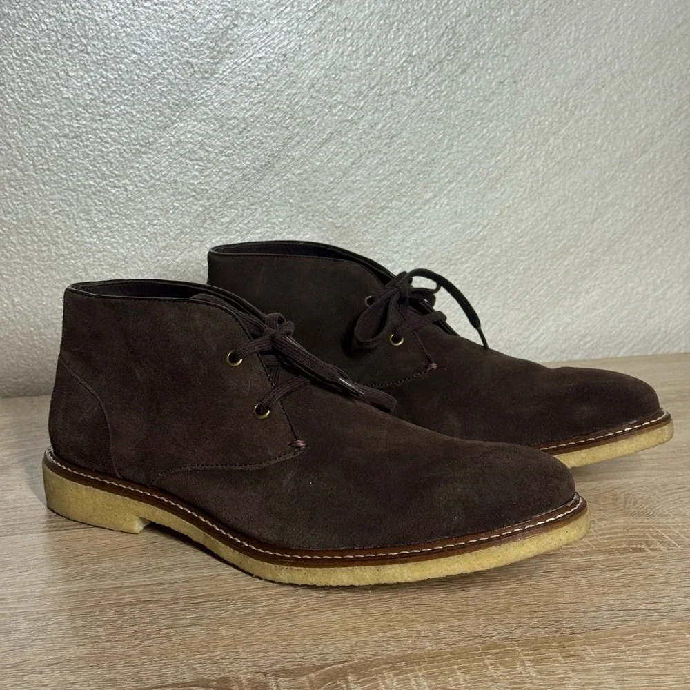 The Mans Store at Bloomingdale’s Chukka Brown Suede Men’s Size 8 Comfort Boots